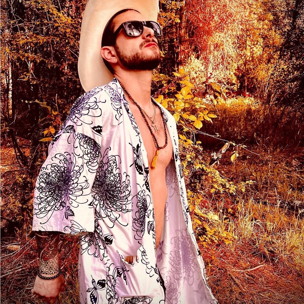 Meet your Posher, Aaron